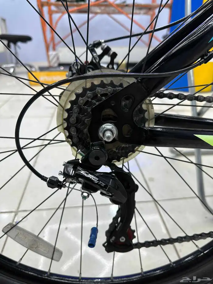 للبيع   دراجة جبلي رياضي مقاس 29 بوصة 6