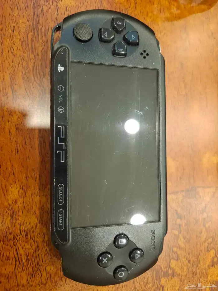 سوني pspللبيع السوني مع كامل ملحقاته نظيف جدا 2