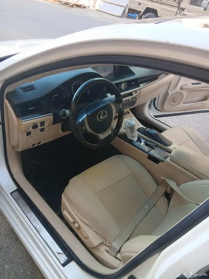لكزس 2013 7