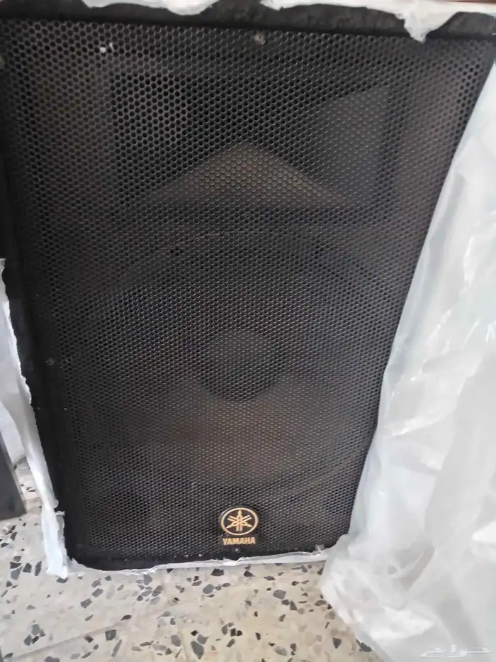 مكسر صوت وسماعات 1