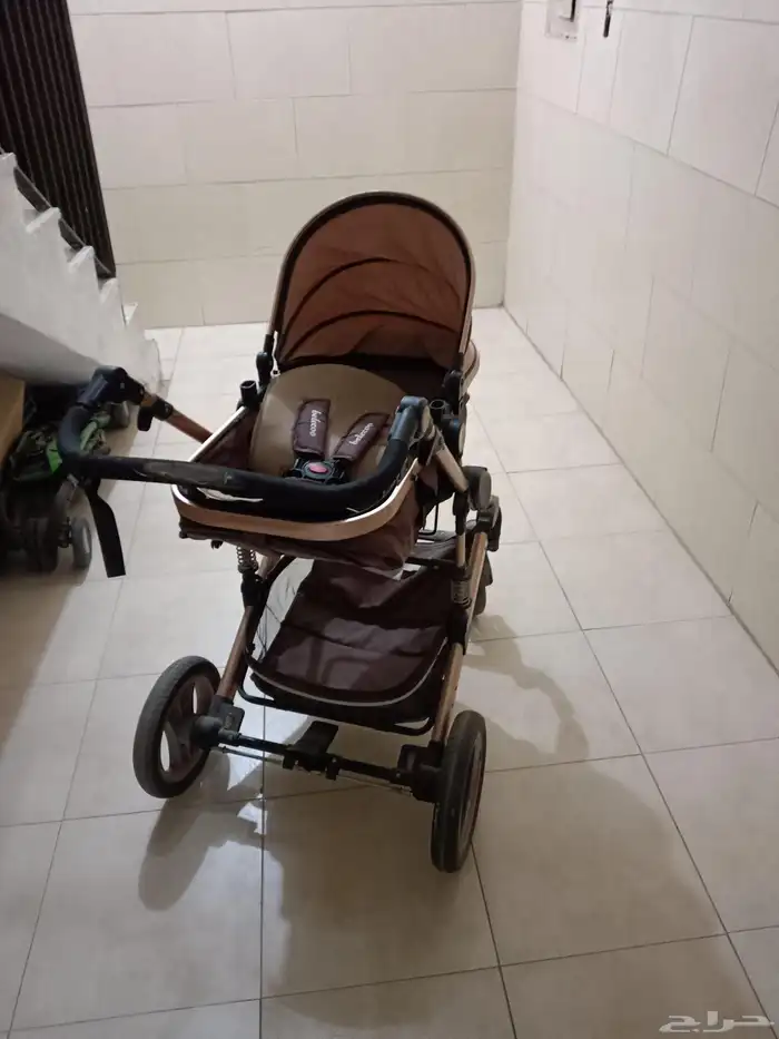 عربة اطفال 1