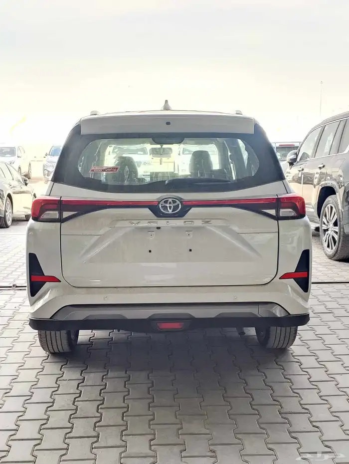 عرض خاص للبيع تويوتا فيلوز 2025 فل كامل 7 راكب سعودي 5