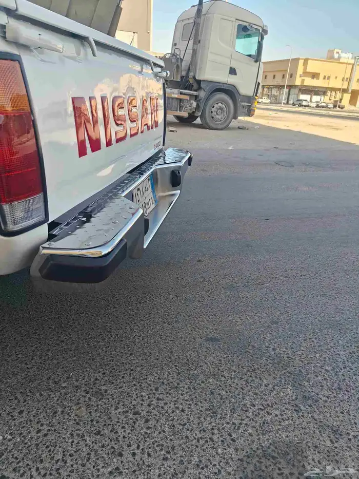 للبيع نيسان ددسن موديل 1987 مجددد غماره 7