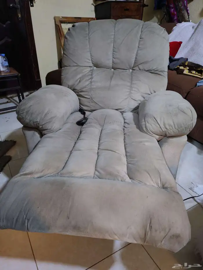 Electric American Recliner Chair Good Chair 1200 Riyal 4