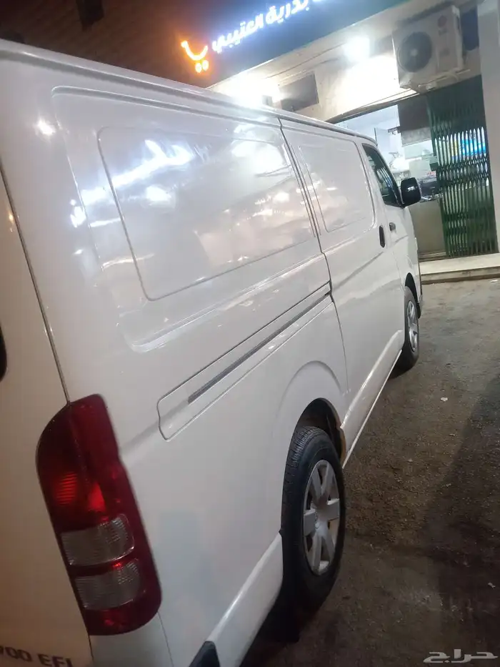 تويوتا هايس 4