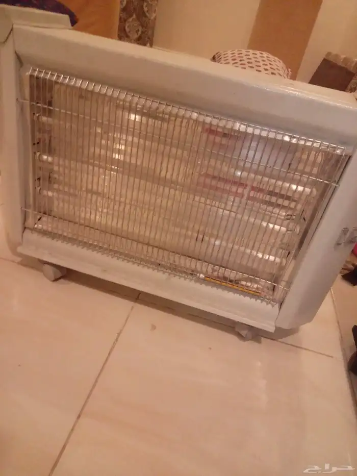 للبيع دفايتين كهرباء ودفايه قازحجم صغير 0