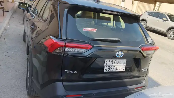 تويوتا راف فور هايبرد ستاندر ممشي قليل 1