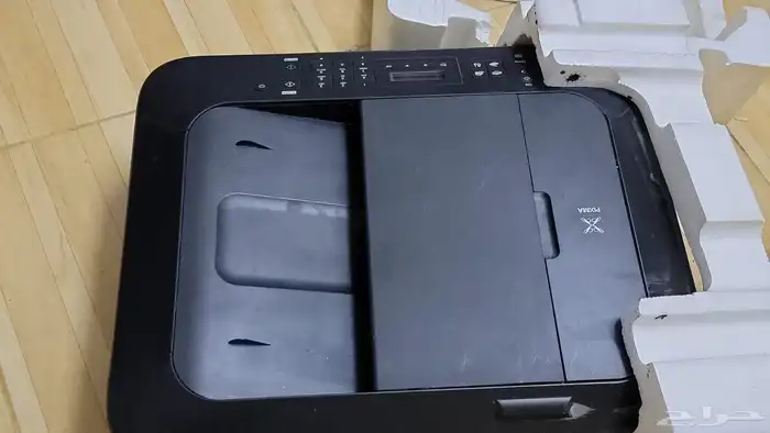 طابعه كانون ملون جديدة لم تستخدم ينقصها الحبر والأسلاك 1