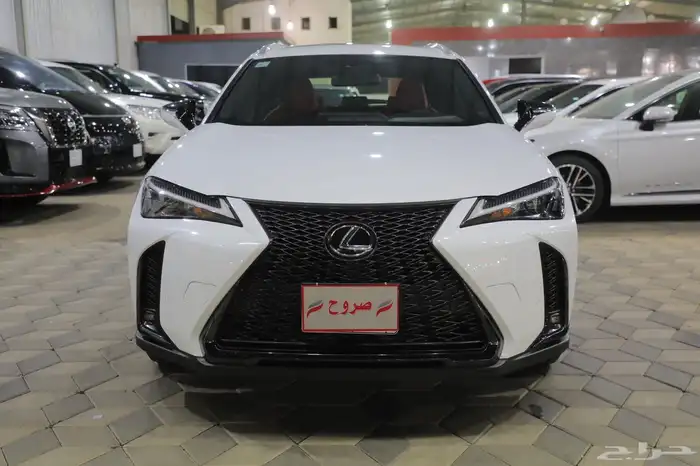 لكزس UX F سبورت فل كامل 2023 شبه الجديد 1