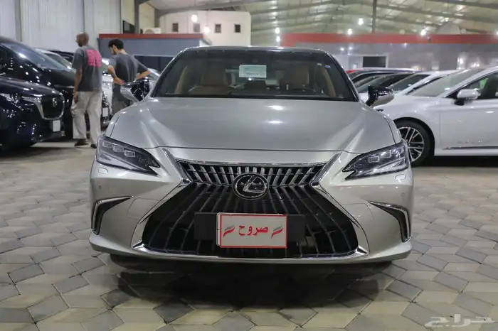 لكزس ES250 فل كامل BD2023 شبه جديد 1