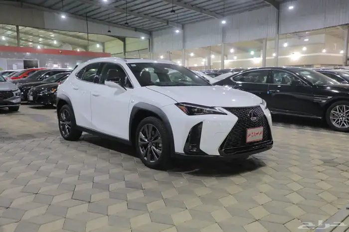 لكزس UX F سبورت فل كامل 2023 شبه الجديد 0