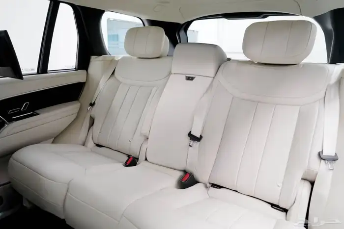 2025 رنج روفر اوتوبيوجرافي V8 ضمان خمس سنوات جديد اصفار 9