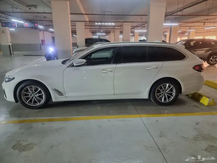 بي ام دبليو 520i موديل 2021 0