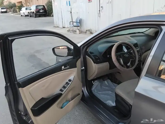 هيونداي اكسنت موديل 2016 16