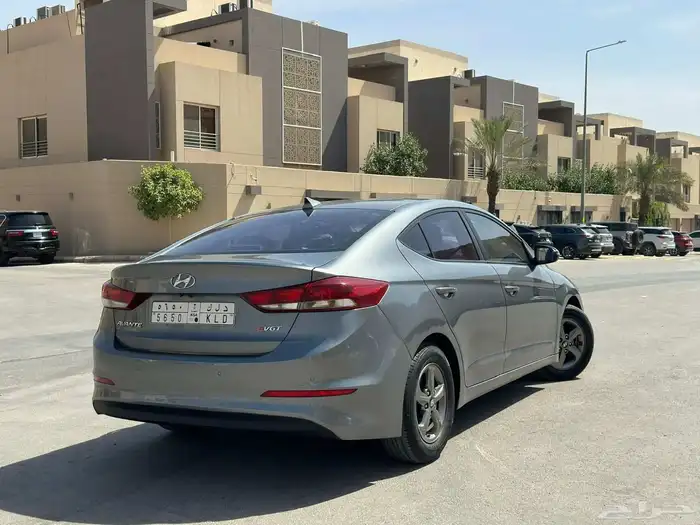 افانتي ديزل 2016 1