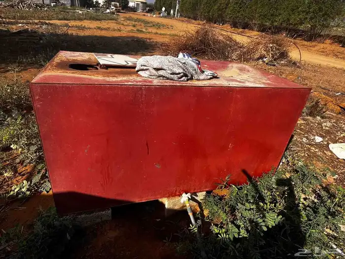 خزانات للبيع 1