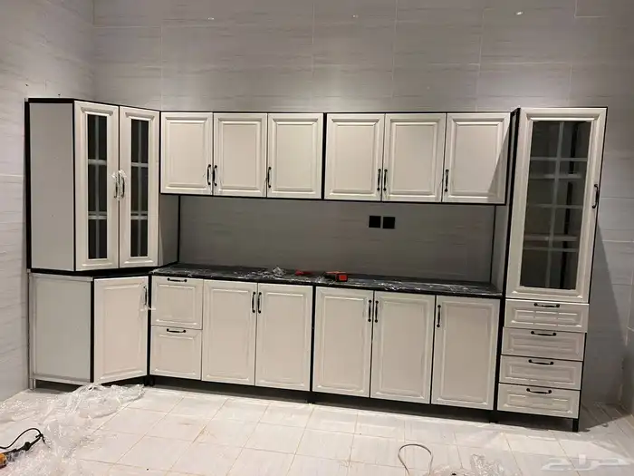 مطابخ جديده جاهزه تتوفر جميع الألوان ب2500 شامل التوصيل والت 3