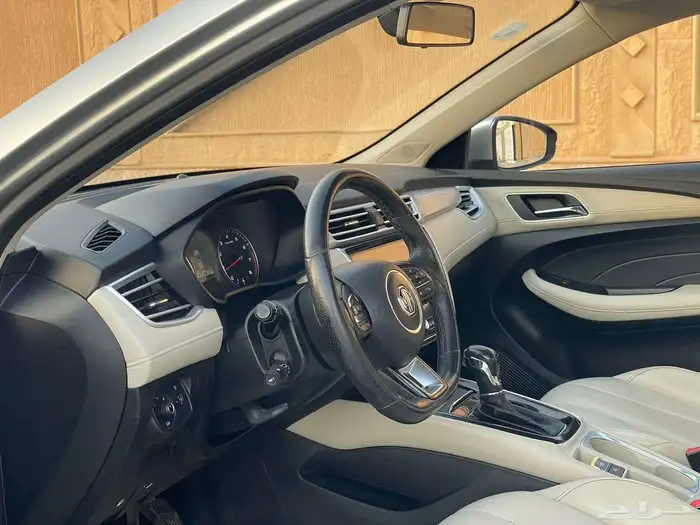 ام جي 5 - 2022 فل كامل نظيف جدا 14