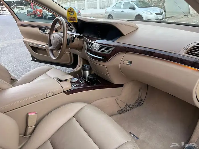 مرسيديس بانوراما 10