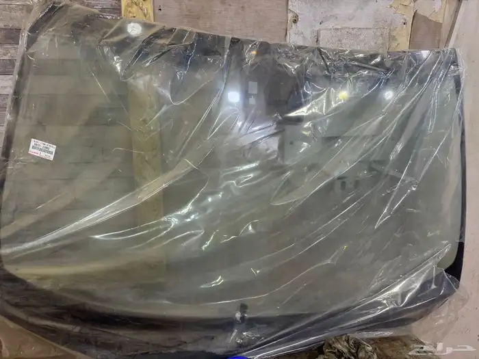 زجاج لكزس امامي ES موديل 18 ونازل 1