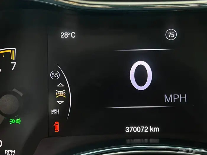 جراند شيروكي ليمتد 2015 (( بحالة ممتازة )) 21