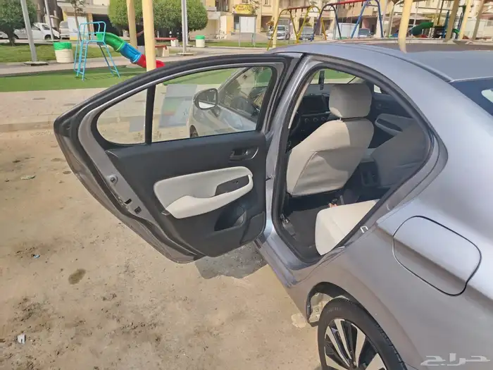 هوندا سيتي ال اكس سبورت 2024 10