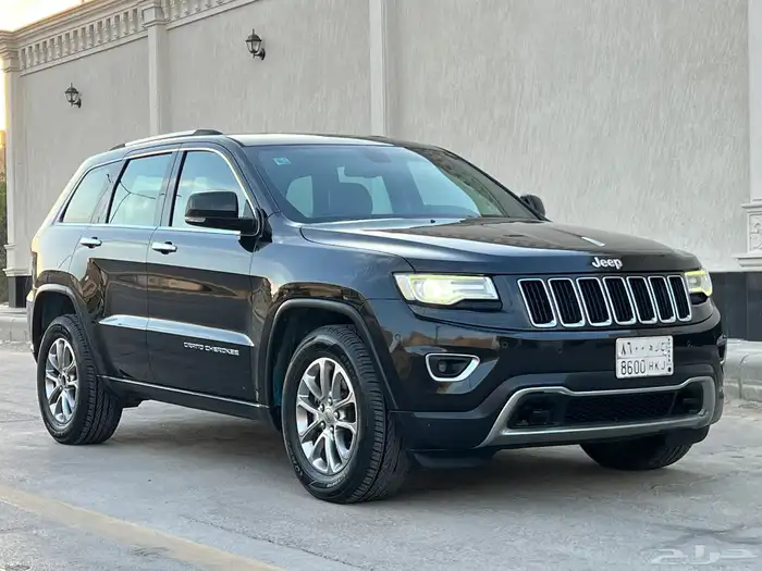 جراند شيروكي ليمتد 2015 (( بحالة ممتازة )) 14