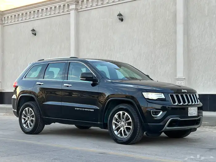 جراند شيروكي ليمتد 2015 (( بحالة ممتازة )) 9