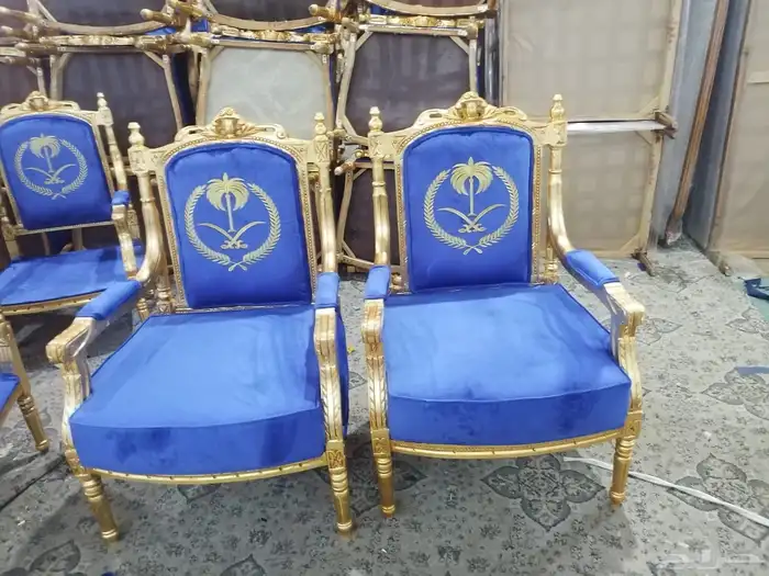 فرش وزل ملكي وكراسي ملكي جديد ومستخدم للايجار 0