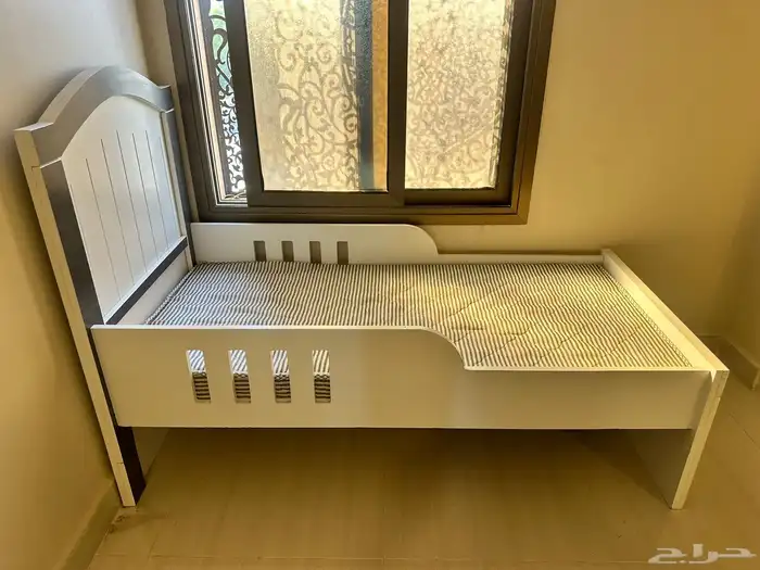 سرير طفل مع فراش قياس 70 152cm 1