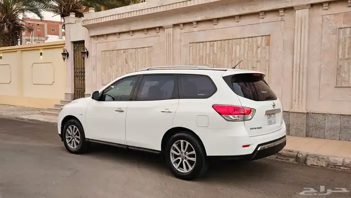 جيب نيسان باثفاندر موديل 2014 3