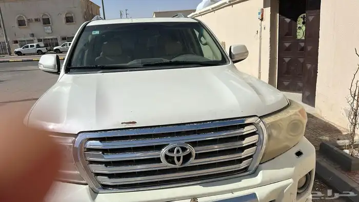 تويوتا لاند كروزر 2015 البريمي 0