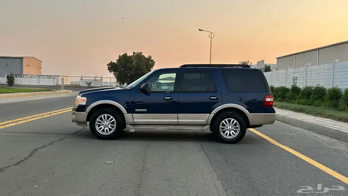 اكسبدشن 2007 قصير نص فل مع لوحة مميزه 8