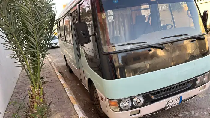 متسوبيشي روزا 4