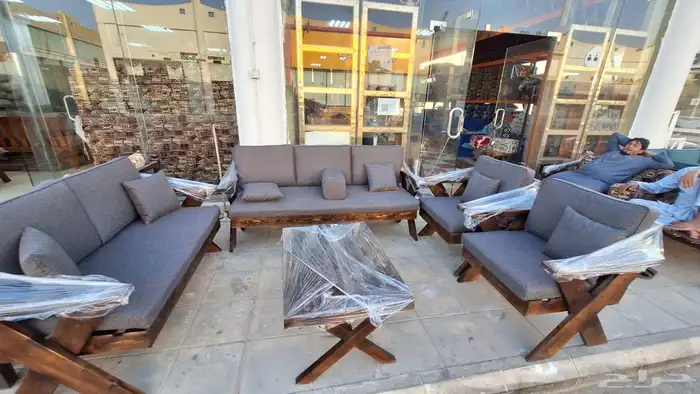 طقم كراسي خارجية حديد وخشب 4