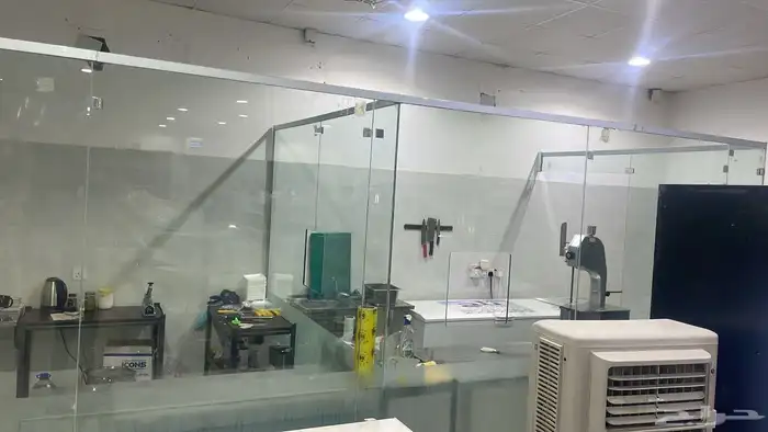 تموينات للتنازل بكامل أغراضها ماعدا السجل. 3