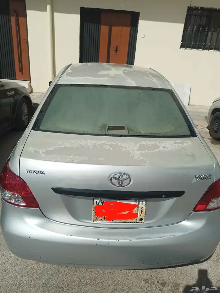 تويوتا يارس موديل 2011 قير اتوماتيك ماكينه بحاله ممتازة 2