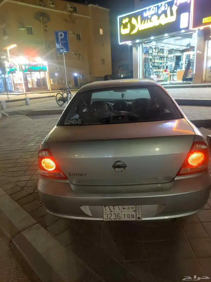 نيسان صني 2011 جير عادي السياره زي مهيا موضوح بالصور 0