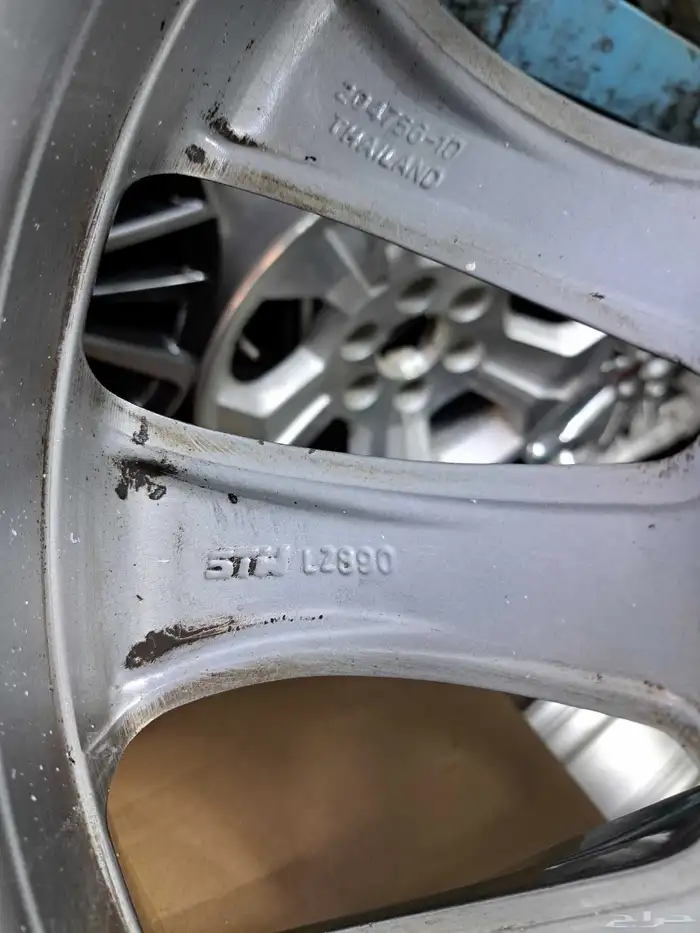 جنوط بي ام دبليو 2015 مقاس18 اصليه وكاله 8