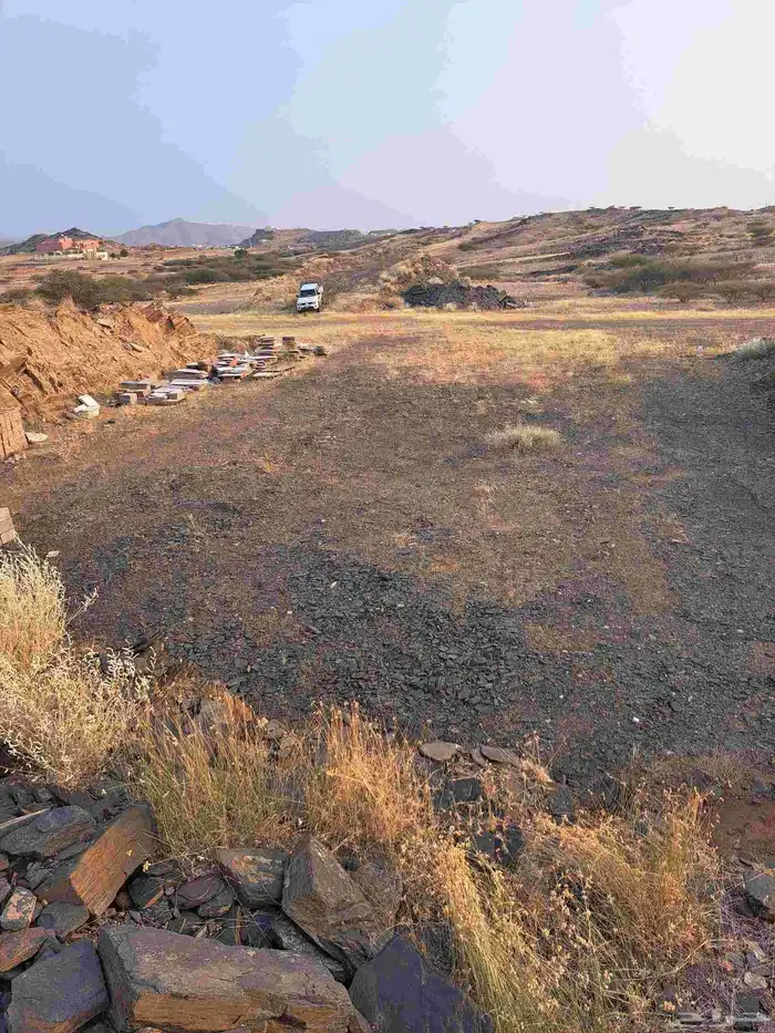 ارضين للبيع مخطط بني زيد جندله مساحت كل ارض 300متر 0