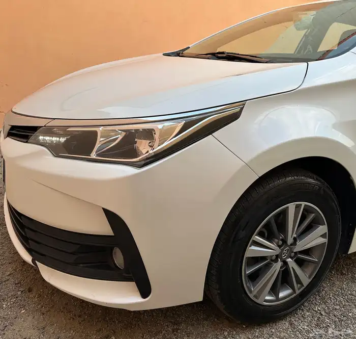 تويوتا كورولا 12