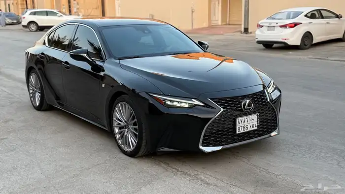 Lexus 2022 is300 للبيع 0