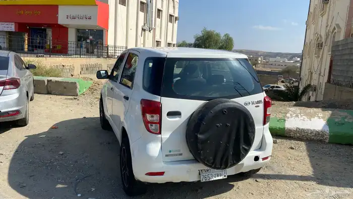 جيب ديهاتسو تريوس 2