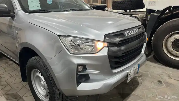 النوع   ايسوزو ديماكس2023 2