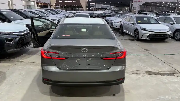 كامري LE 2025 12