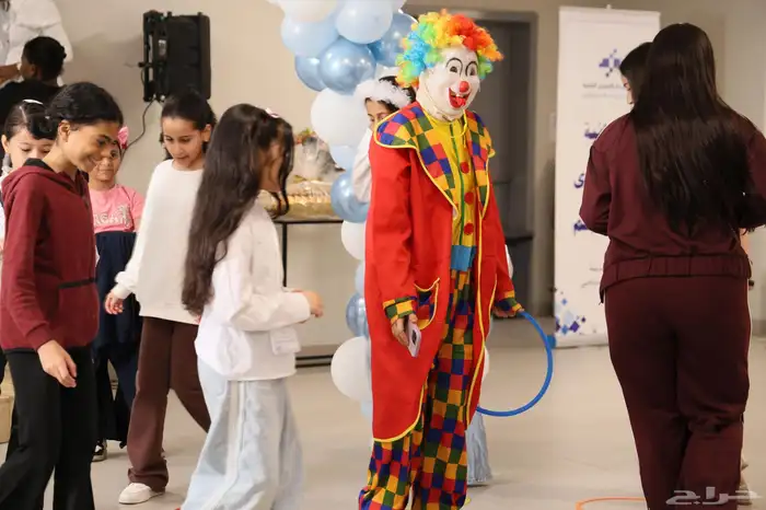 مهرجة مع رسم وجه 5