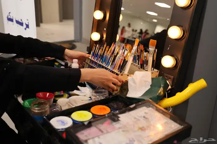 مهرجة مع رسم وجه 6