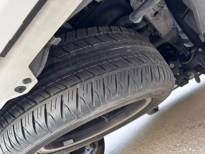 لاندكروزر تورنق 2021 فل كامل سعودي 28 الف فقط) بحالة المصنع 32