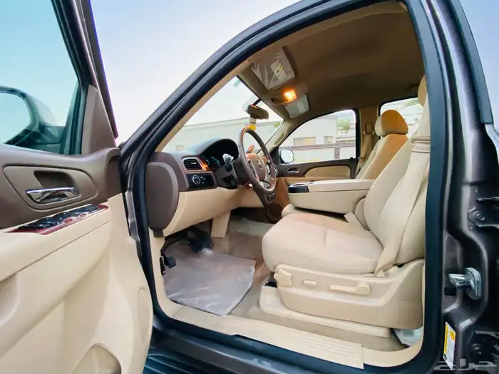 جمس يوكن 2014 مخزن بحاله الجديد ماشاء الله 21