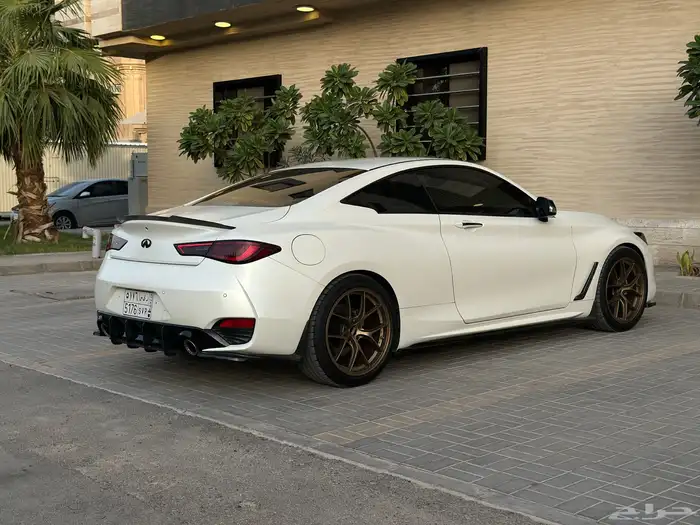 انفنتي Q60 2022 9